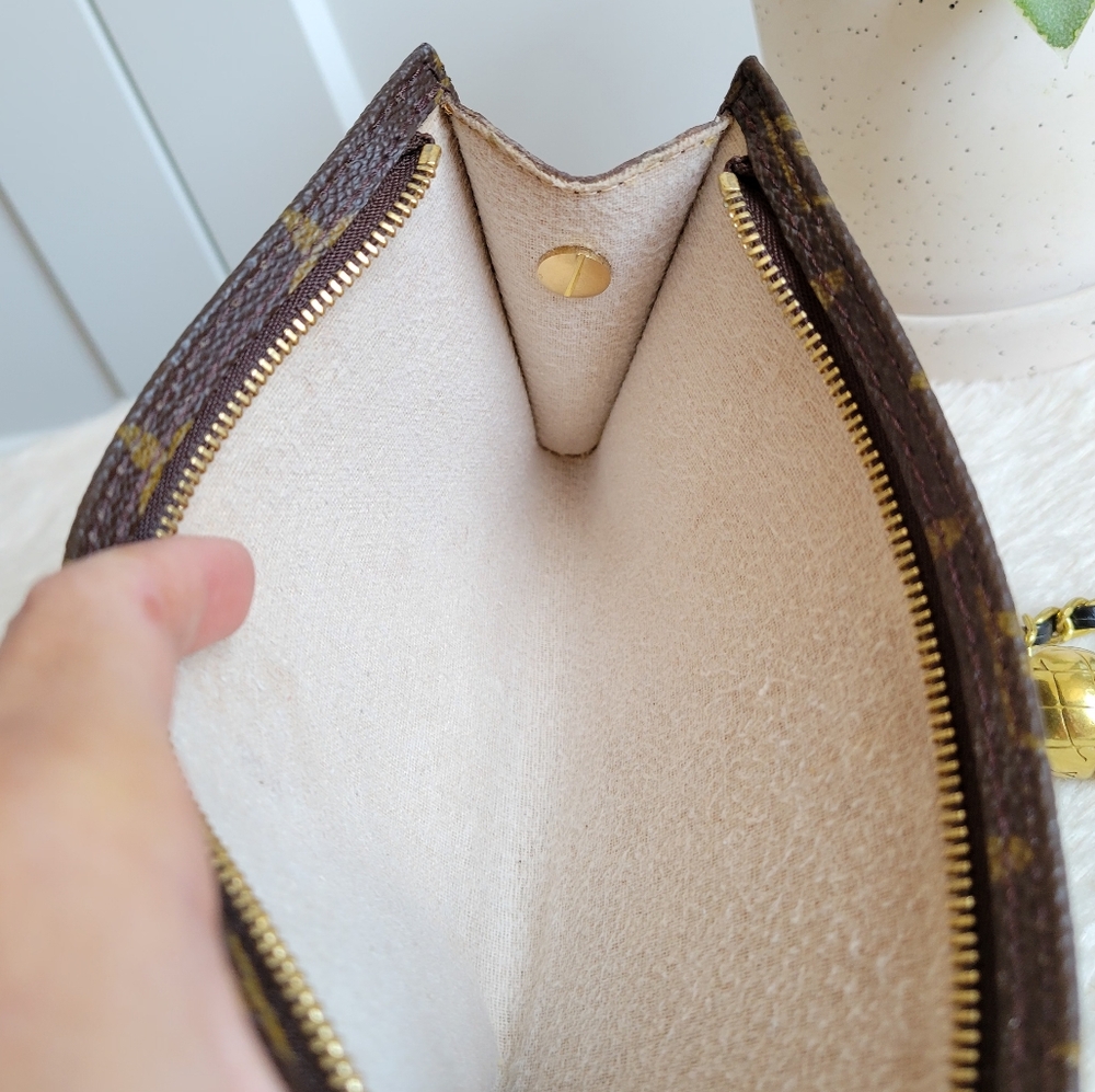 💕LOUIS VUITTON Crossbody - Picture 12 of 14